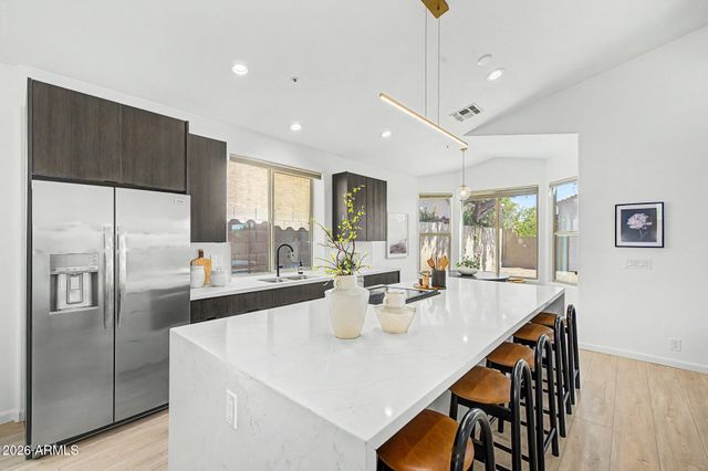 9047 E ROCKWOOD Drive, Scottsdale, AZ 85255