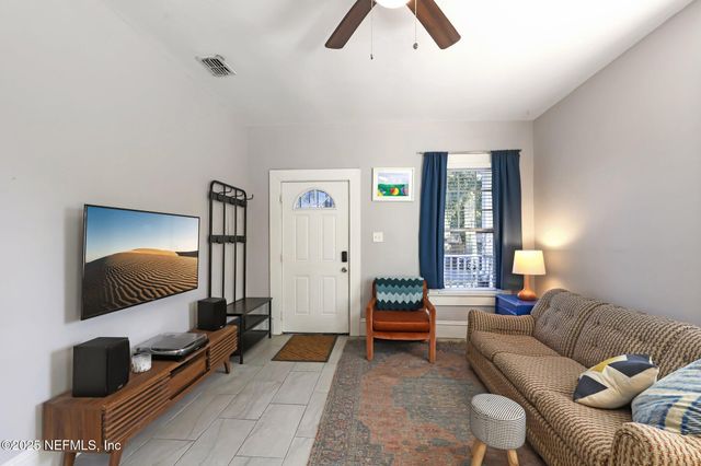 646 DAY Avenue, Jacksonville, FL 32205