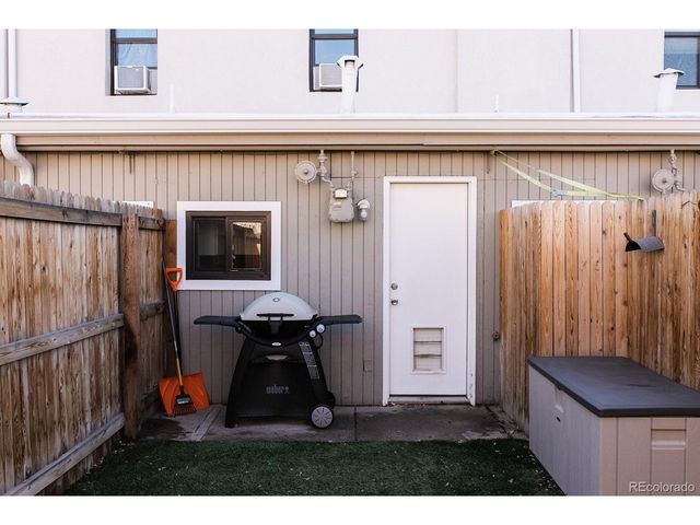 1725 E 35th Ave 103, Denver, CO 80205