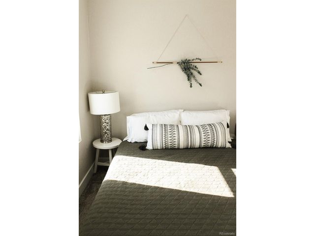 1725 E 35th Ave 103, Denver, CO 80205