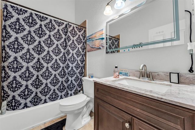 2804 Washington Drive, Fort Lauderdale, FL 33311