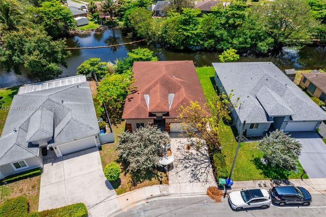 2804 Washington Drive, Fort Lauderdale, FL 33311
