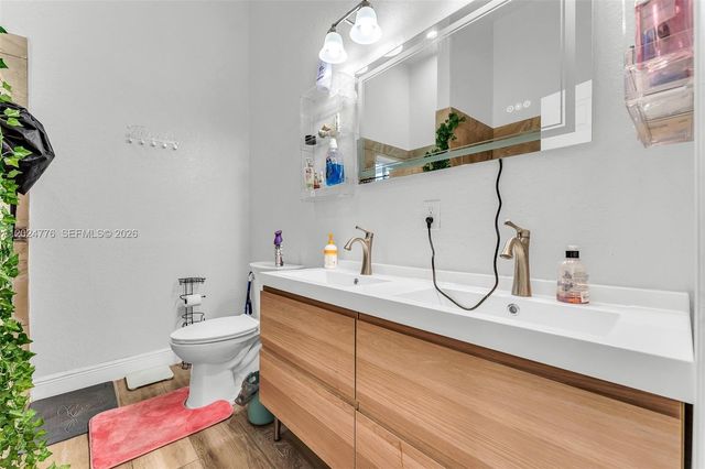 2804 Washington Drive, Fort Lauderdale, FL 33311