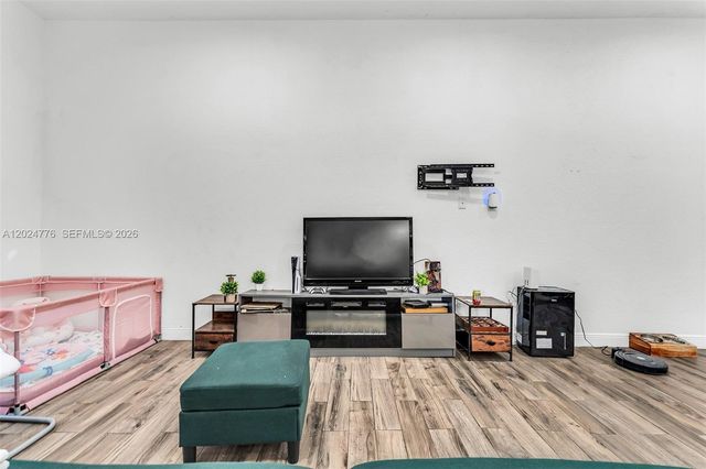 2804 Washington Drive, Fort Lauderdale, FL 33311