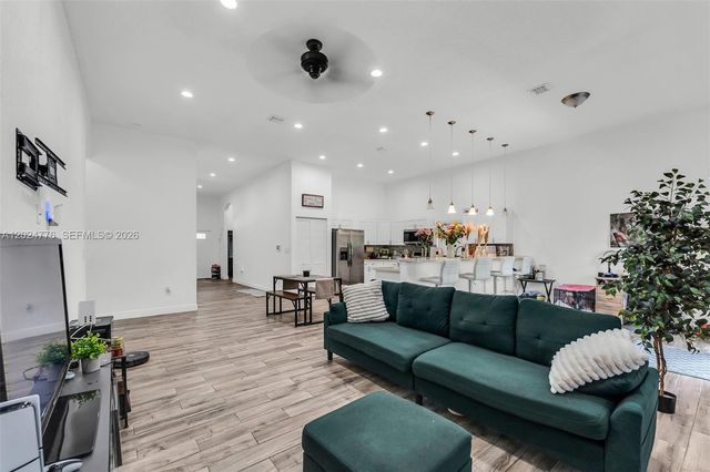 2804 Washington Drive, Fort Lauderdale, FL 33311