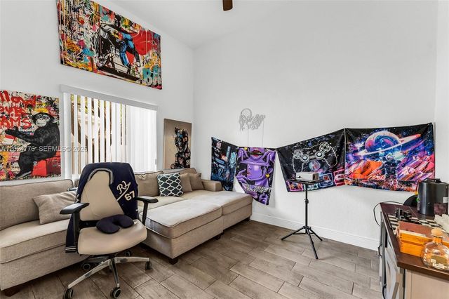 2804 Washington Drive, Fort Lauderdale, FL 33311