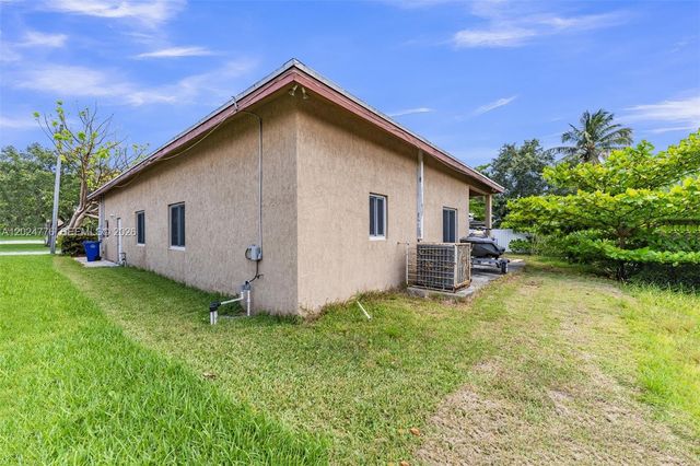 2804 Washington Drive, Fort Lauderdale, FL 33311