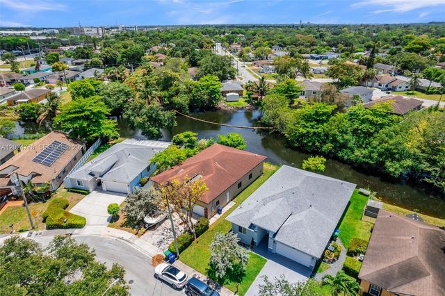 2804 Washington Drive, Fort Lauderdale, FL 33311