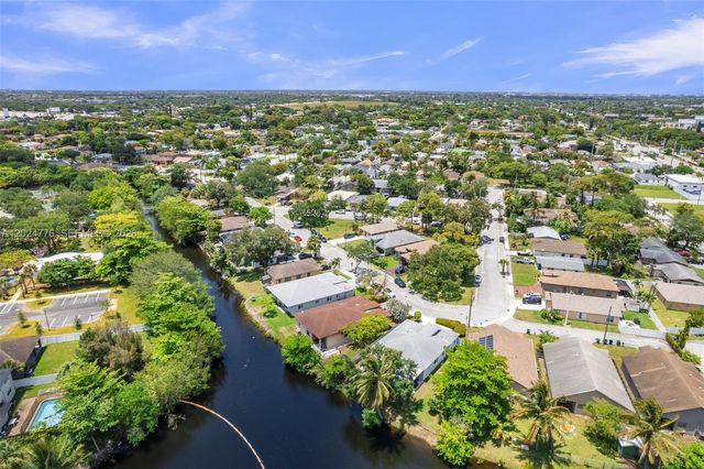 2804 Washington Drive, Fort Lauderdale, FL 33311
