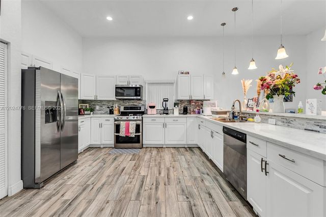 2804 Washington Drive, Fort Lauderdale, FL 33311