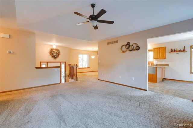 38508 Alma Lane, Westland, MI 48185