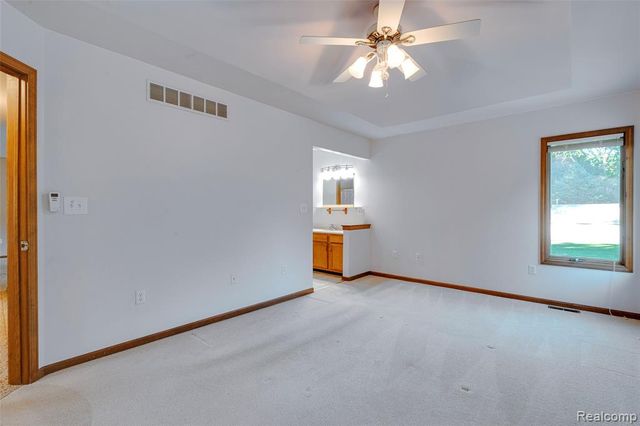 38508 Alma Lane, Westland, MI 48185