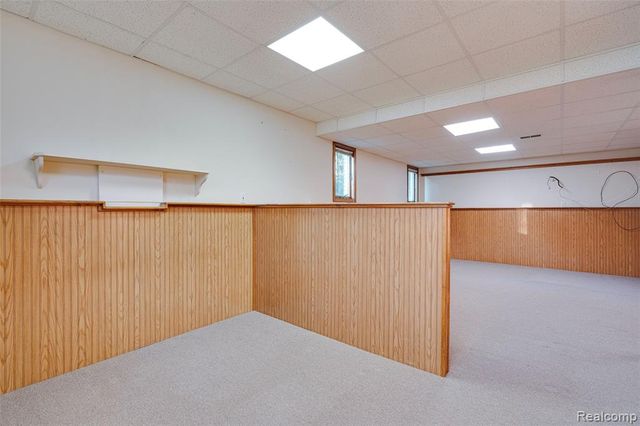 38508 Alma Lane, Westland, MI 48185