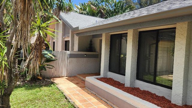 8421 SW 39TH Court, Davie, FL 33328