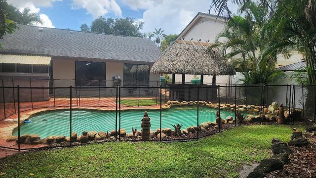 8421 SW 39TH Court, Davie, FL 33328