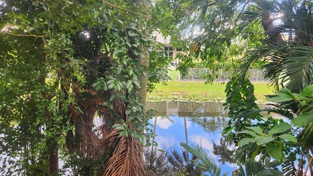 8421 SW 39TH Court, Davie, FL 33328