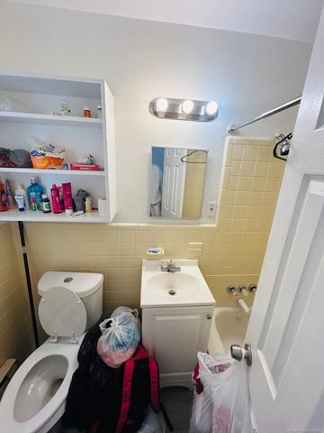 13521 E Mcnichols Road, Detroit, MI 48205