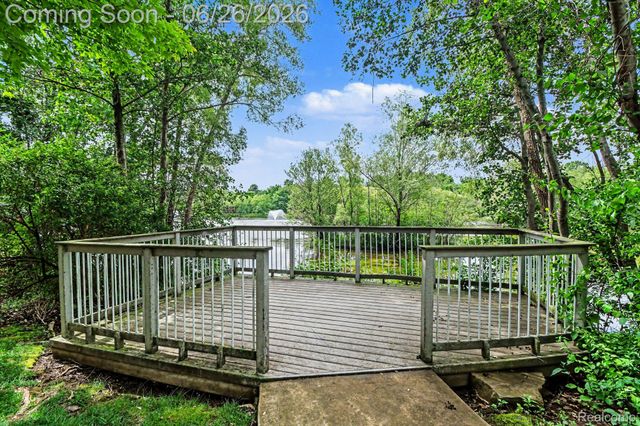 49847 Parkside Drive, Northville Township, MI 48168