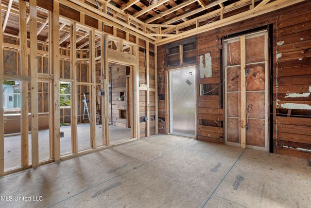 1015 38th Avenue, Gulfport, MS 39501