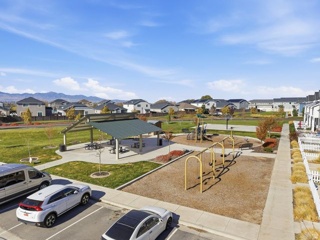 14926 S THUNDER HORSE DR, Bluffdale, UT 84065