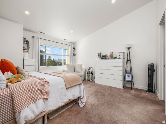 14926 S THUNDER HORSE DR, Bluffdale, UT 84065