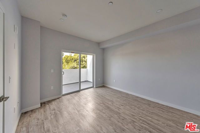 5506 Thornburn Street 203, Los Angeles, CA 90045