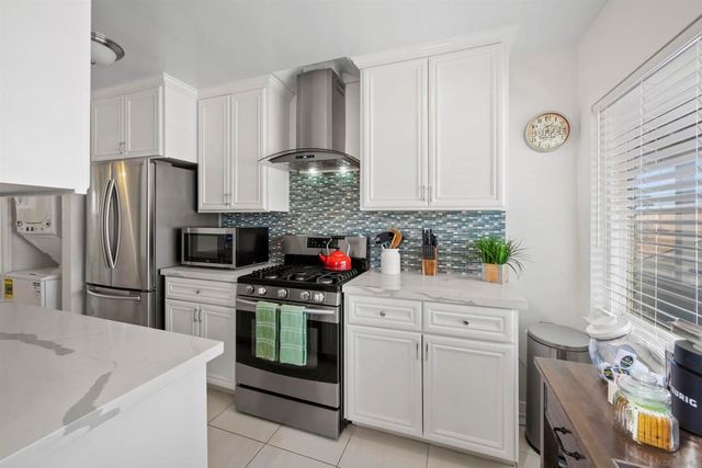 4727 Greene Street, San Diego, CA 92107