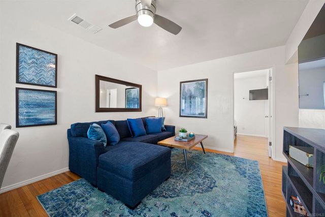 4727 Greene Street, San Diego, CA 92107