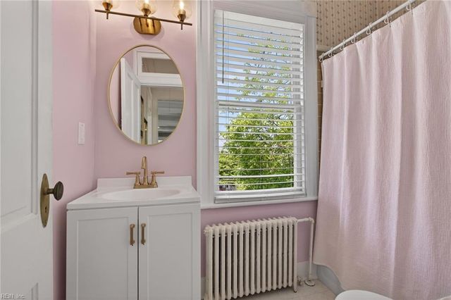 109 Riverview AVE, Portsmouth, VA 23704