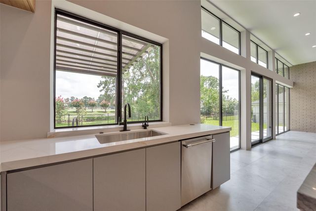 51 Huntsmans Horn Circle, The Woodlands, TX 77380