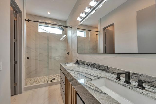 51 Huntsmans Horn Circle, The Woodlands, TX 77380