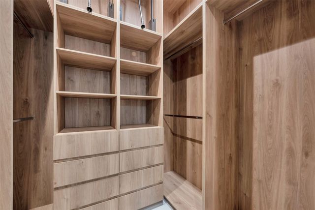 51 Huntsmans Horn Circle, The Woodlands, TX 77380