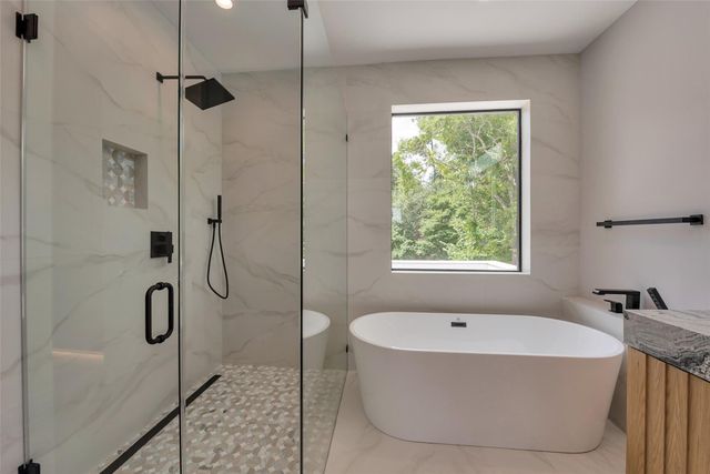 51 Huntsmans Horn Circle, The Woodlands, TX 77380