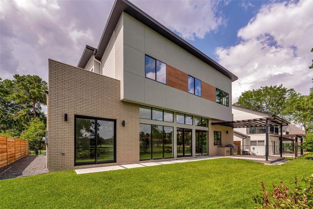 51 Huntsmans Horn Circle, The Woodlands, TX 77380