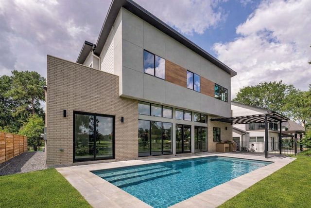 51 Huntsmans Horn Circle, The Woodlands, TX 77380