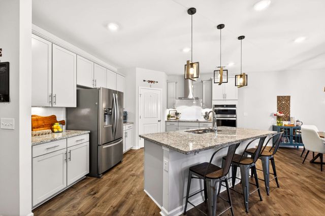 1027 Altavista Ln, Smyrna, TN 37167