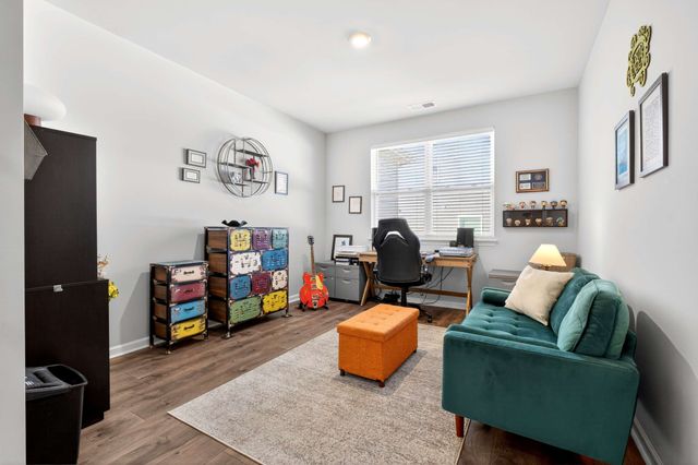 1027 Altavista Ln, Smyrna, TN 37167