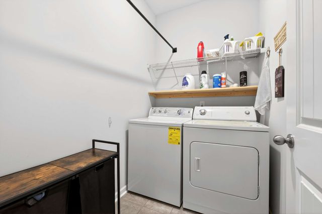 1027 Altavista Ln, Smyrna, TN 37167