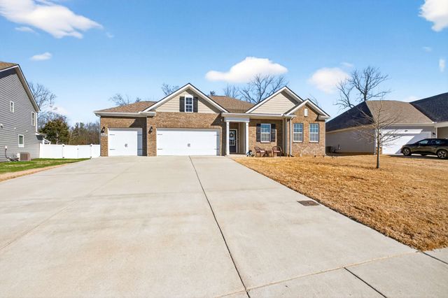 1027 Altavista Ln, Smyrna, TN 37167