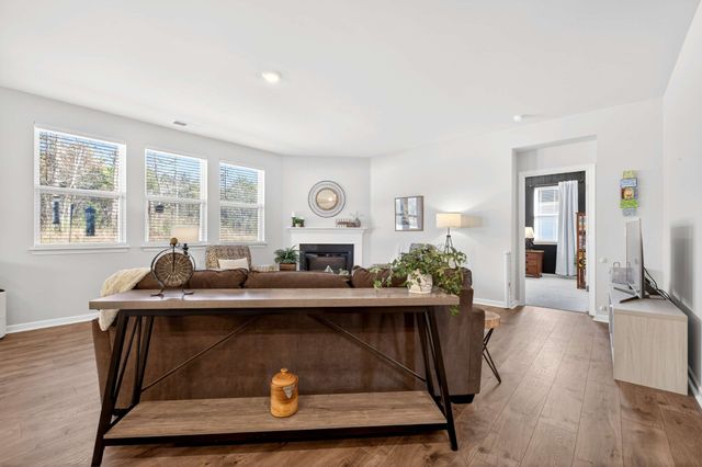 1027 Altavista Ln, Smyrna, TN 37167