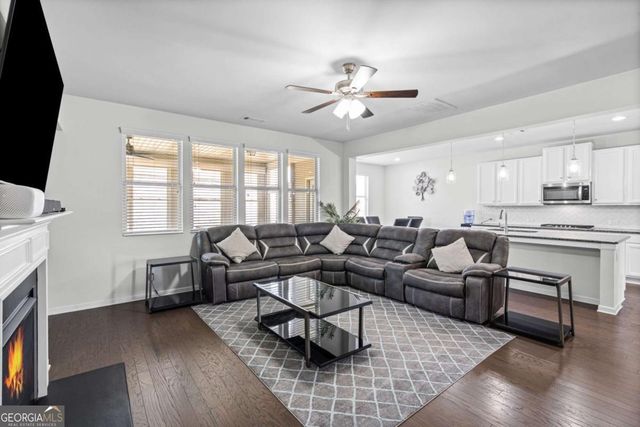 5470 Mirror Lake Drive, Cumming, GA 30028