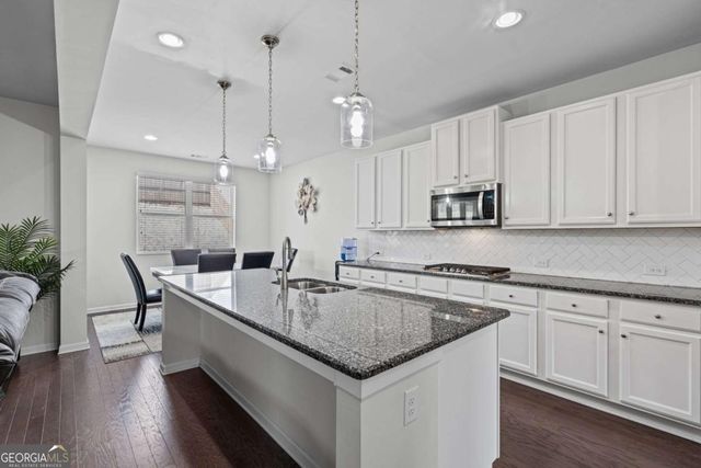 5470 Mirror Lake Drive, Cumming, GA 30028