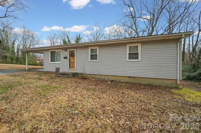 525 Stanley Street, Troy, NC 27371