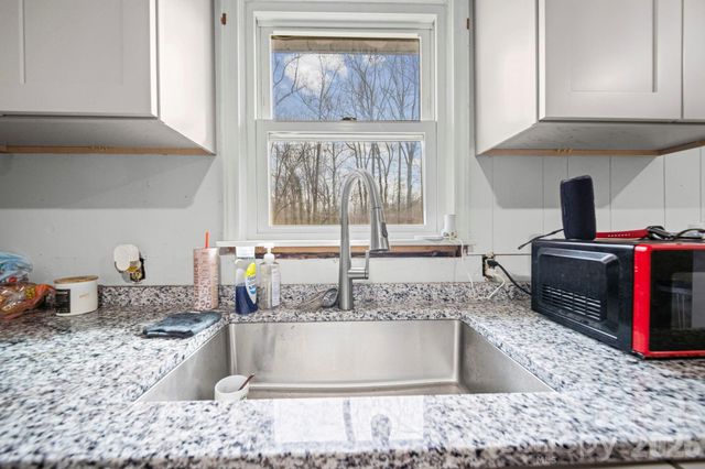 525 Stanley Street, Troy, NC 27371