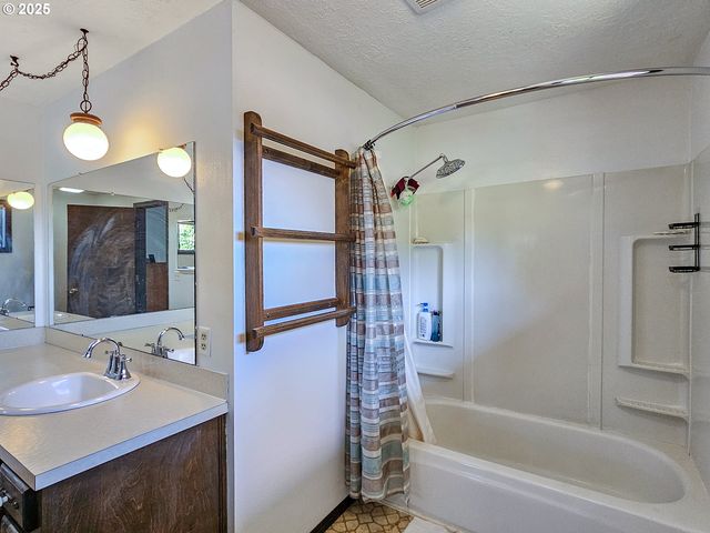 2538 Ne CHALMERS Way, Mc Minnville, OR 97128
