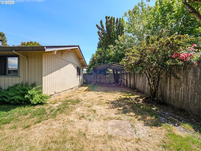 2538 Ne CHALMERS Way, Mc Minnville, OR 97128