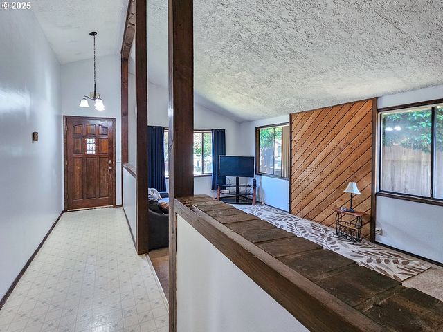 2538 Ne CHALMERS Way, Mc Minnville, OR 97128