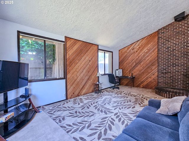 2538 Ne CHALMERS Way, Mc Minnville, OR 97128