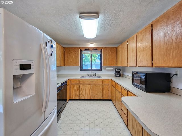 2538 Ne CHALMERS Way, Mc Minnville, OR 97128