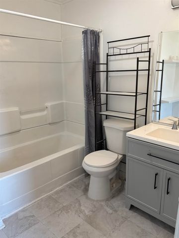 116 Leona Street, Houma, LA 70363